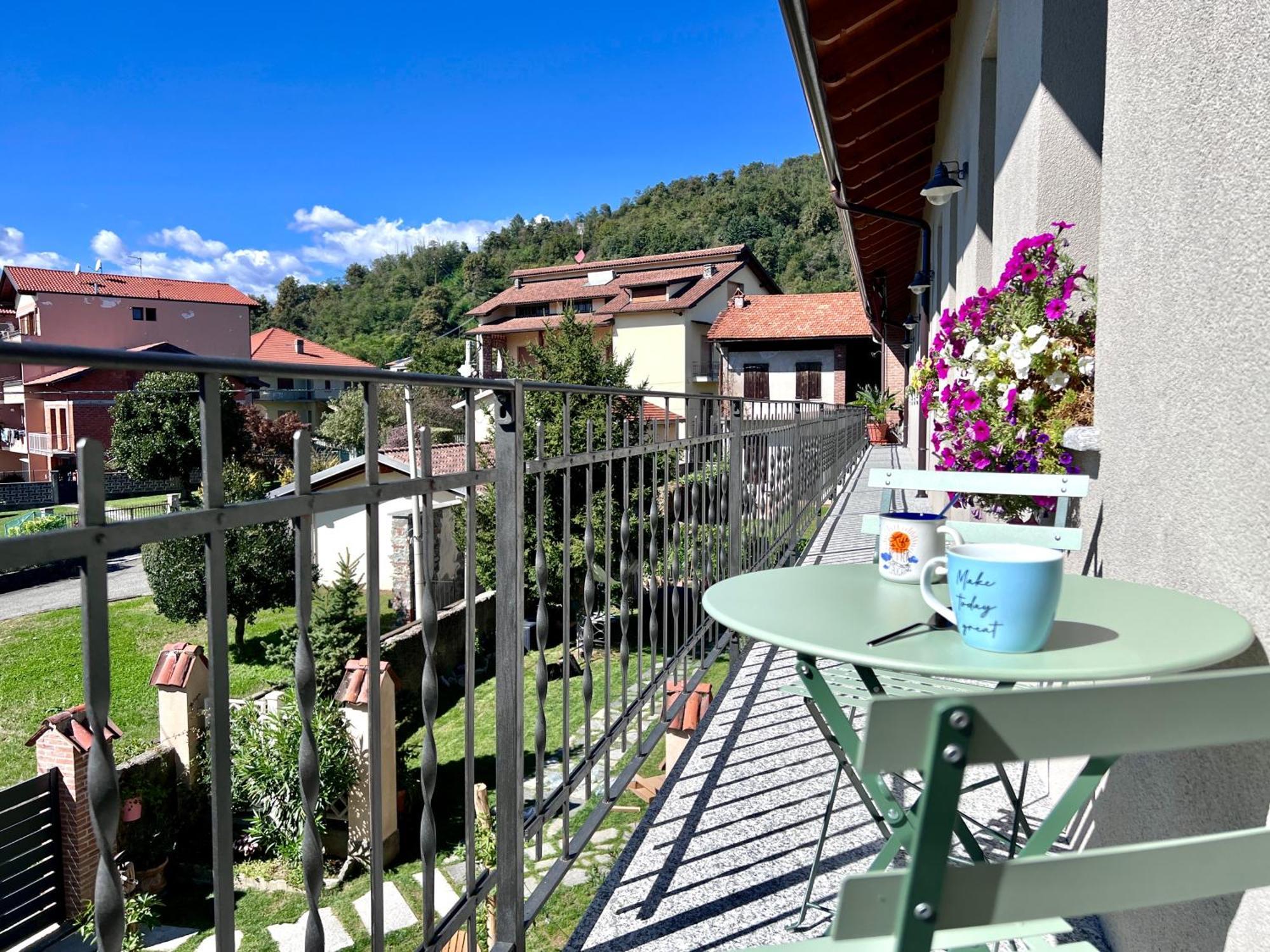 The One With The Perfect Stay Grignasco Exterior photo
